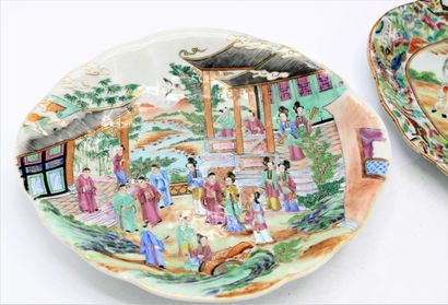 CHINE, Canton, XIXe siècle
Deux petits plats...
