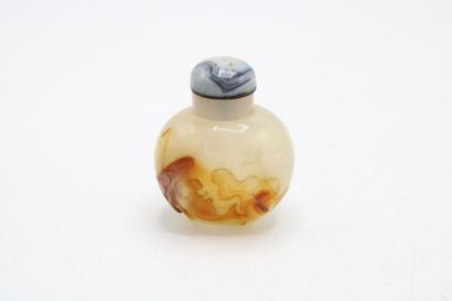 CHINE, XXe siècle
Quatre flacons-tabatières...