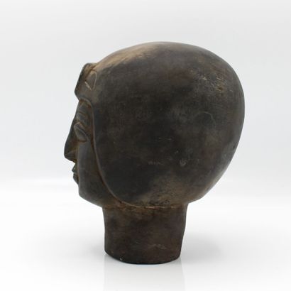 Tête égyptienne en marbre teinté.
Hauteur...
