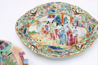 CHINE, Canton, XIXe siècle
Deux petits plats...