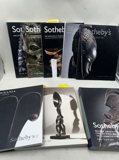 Lot d'environ 25 catalogues de vente Sotheby's...
