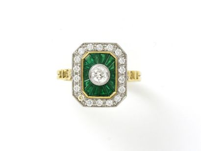 Bague en or 750 millièmes partiellement rhodié,...