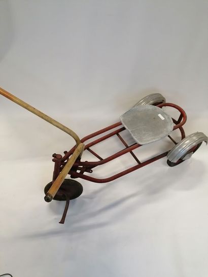 Cyclo rameur rouge, 86cm, année 40