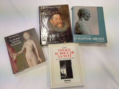 Un ensemble de 4 livres comprenant un livre...