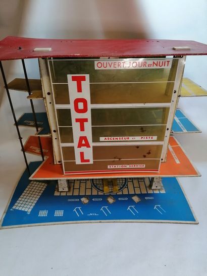 Garage Total en isorèle, année 60, 55x45...