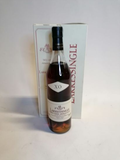 
ARMAGNAC, 2 bottles. Very old LARRESINGLE...