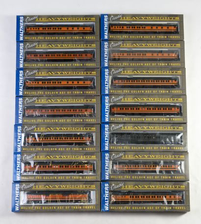 
WALTHERS

Voitures diverses orange GREAT...