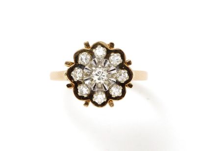 Ring in gold 750 thousandth, stylizing a...