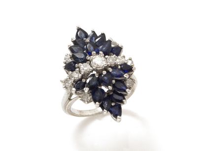 Ring marquise in white gold 750 thousandths,...