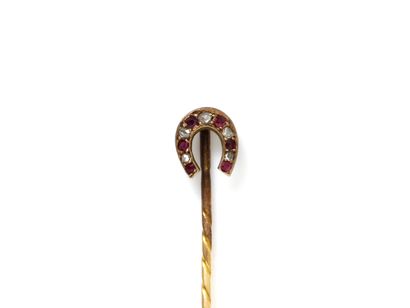 Tie pin in gold 750 thousandth, decorated...