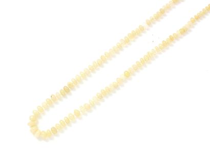 Necklace composed of a fall of opal pearls...