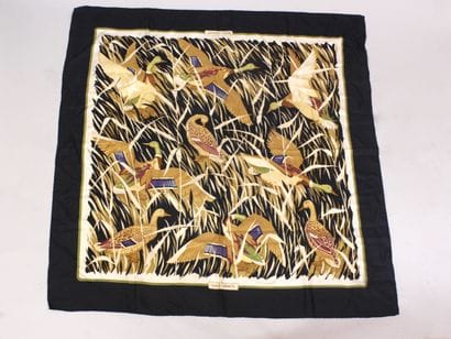HERMÈS PARIS ''Cols Vert'' silk scarf
Square...