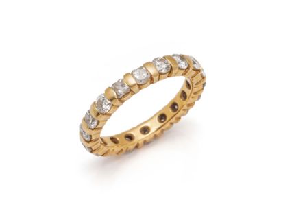 American wedding band in 750 thousandths...