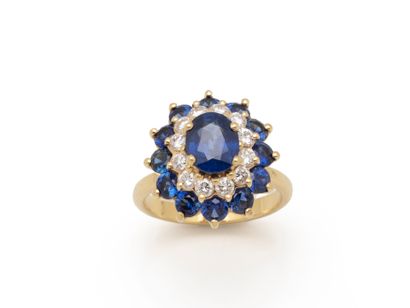 Pompadour ring in 750 thousandths gold set...