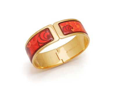 FREY WILLE
Hinged bangle bracelet in gilt...