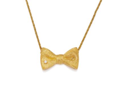FRED
Necklace in 750 thousandths gold decorated...