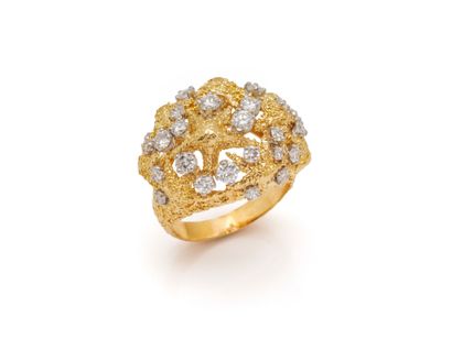 Ring in gold 750 and platinum 850 thousandths,...