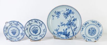 A set including 3 plates (D22cm), small accidents...