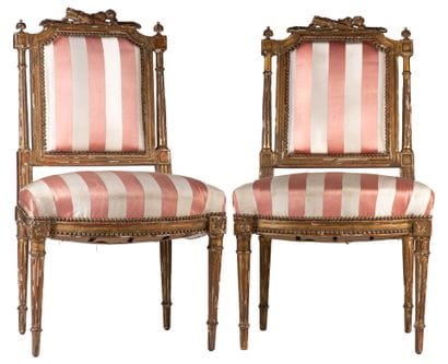 Paire de chaise de style Louis XVI en bois...