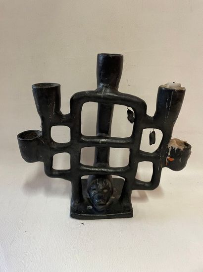 Soliflore d'artiste en pâte de verre portant...
