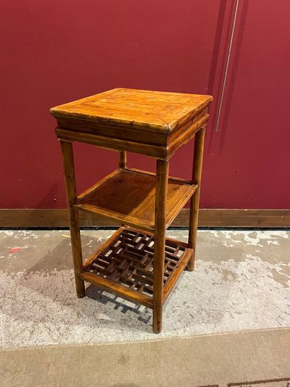 Sellette 3 plateaux en bois dans le gout...