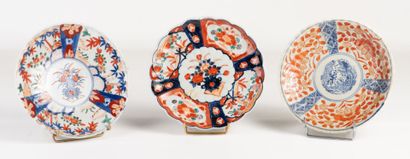 Lot de 6 assiettes en porcelaine Imari à...
