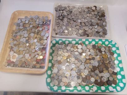 Lot de numismatique en vrac comprenant des...