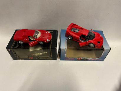 lot de 2 FERRARI à l'échelle 1/18eme de marque...