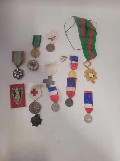 Lot de Médailles diverses