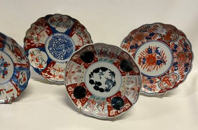 Lot de 6 assiettes en porcelaine Imari à...