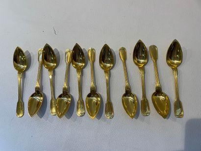 un lot de 11 cuillères en métal doré de la...