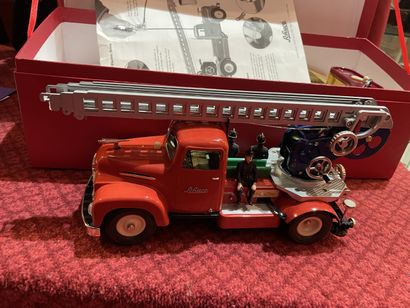 SCHUCO ELEKTRO-CONSTRUCTION-FEUERWEHR (6080)...