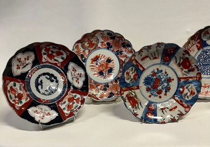 Lot de 6 assiettes en porcelaine Imari à...