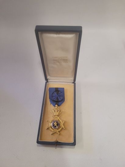 Ordre de Léopold II, croix de commandeur...