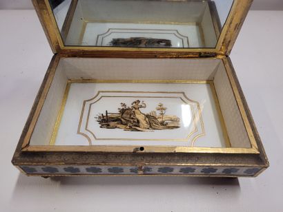 Coffret XIX eme, boite en bois, papier et...