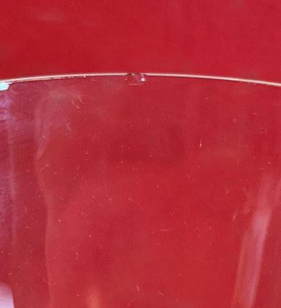 DAUM, un ensemble de 6 verres à pied en cristal,...
