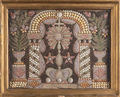 Tableau Votif en coquillages représentant...