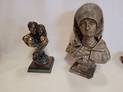 Lot comprenant un buste de femme en plâtre...