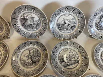 Lot de 12 assiet
tes en Choisy le Roi par...