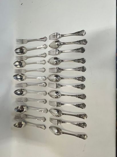 Un lot de 12 couverts en Argent, blason à...
