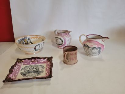 Un lot de 5 Staffordshire en porcelaine à...