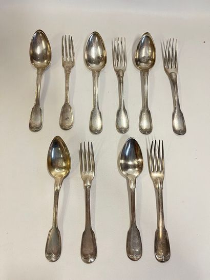 un lot de 5 couverts en argent 18ème, monogramme...