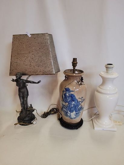 Lot de 3 pieds de lampes comprenant une lampe...