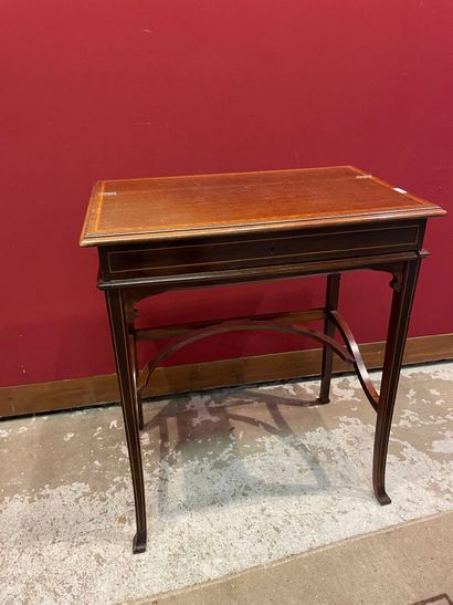 Bureau anglais de campagne ou de marine,...