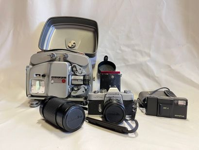Lot de 5 appareils photos argentiques dont:...