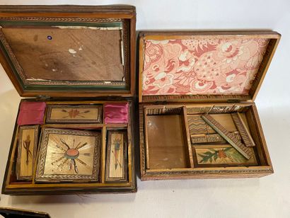 Lot de 3 boites en marqueterie de pailles...