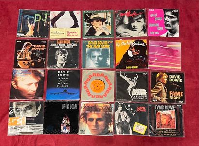Un lot de 20 vinyles 45 T de David Bowie...