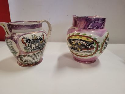 Un lot de deux grands pichets Staffordshire...
