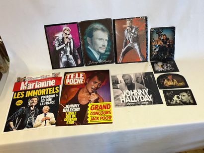 Un lot de 9 affiches publicitaires et photos...