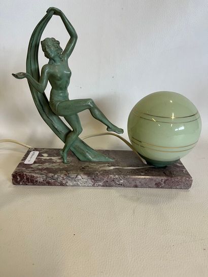 Lampe vers les années 30 